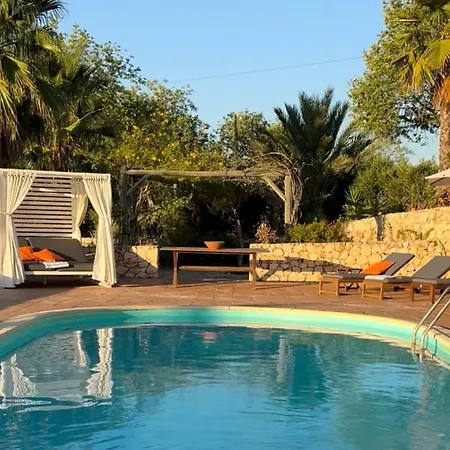 Vila Botanica Silves